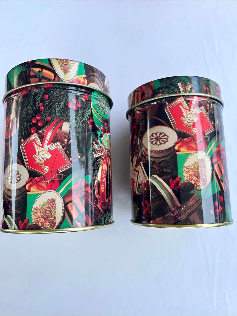 S&D Sales Christmas Holiday Metal Tins (Set of 2)